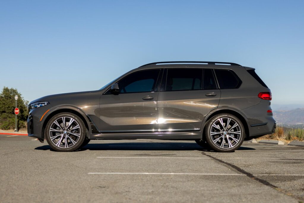 2021 BMW X7 M50i