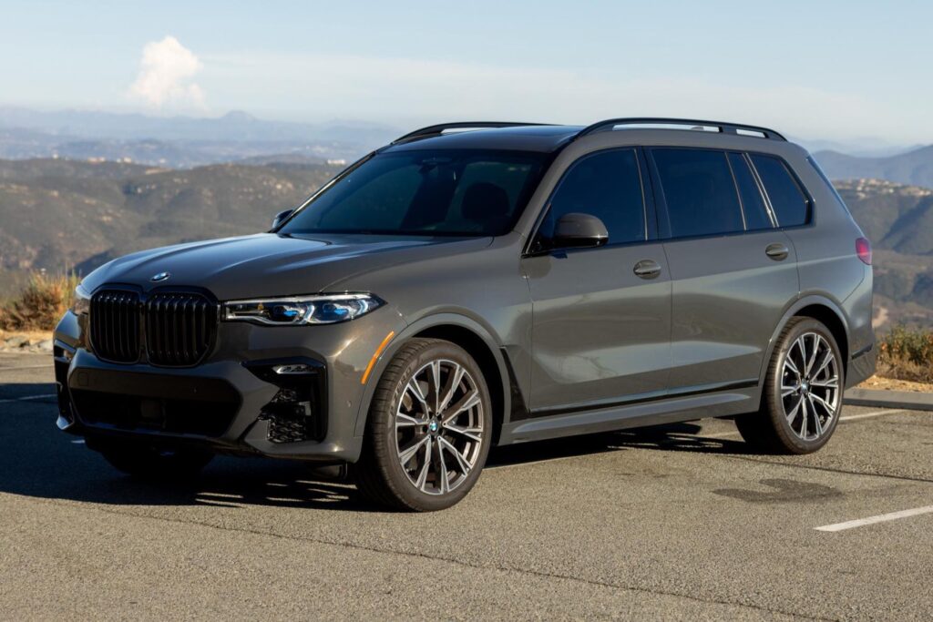 2021 BMW X7 M50i